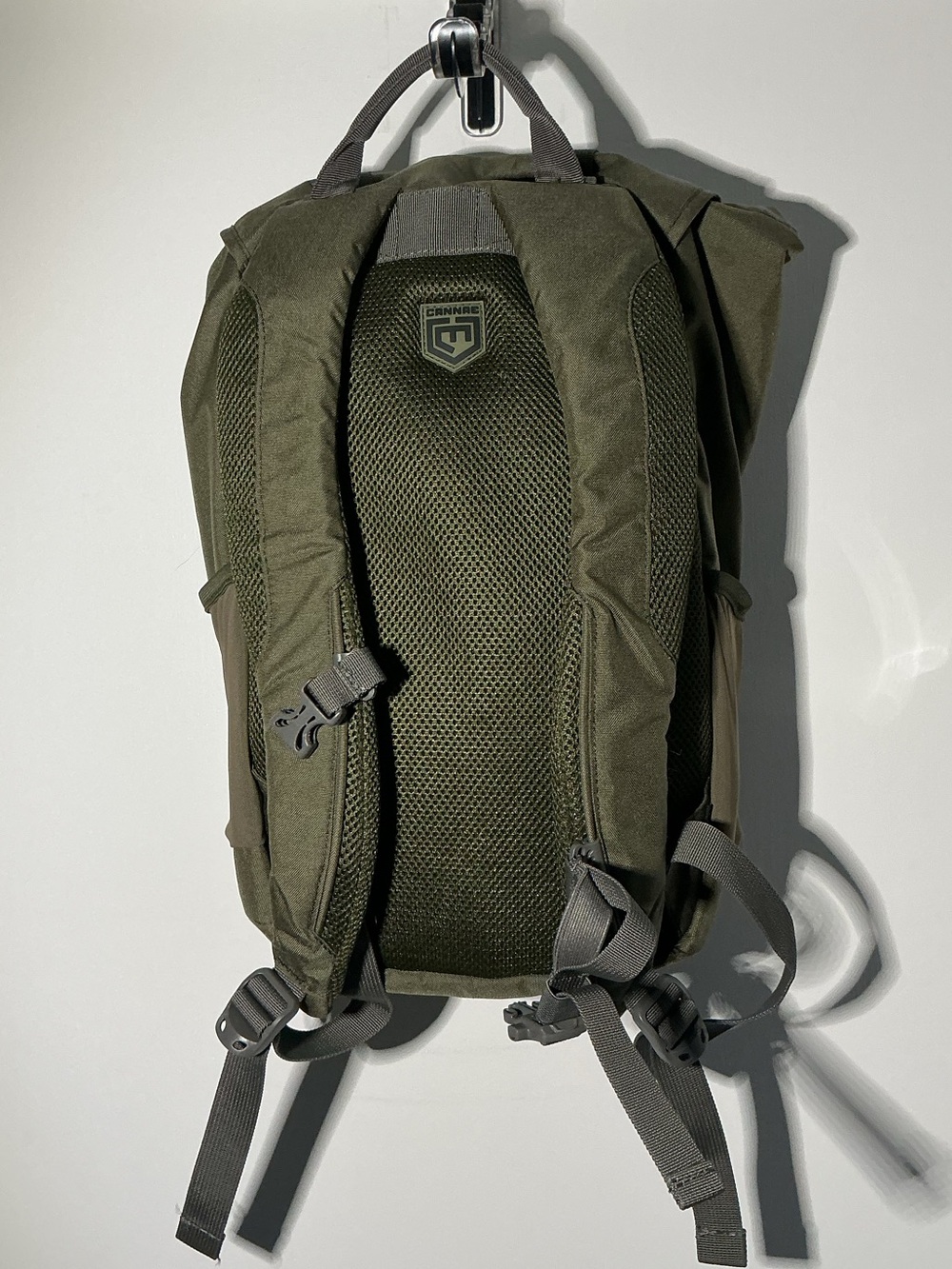 Cannae Olive Green Canvas Backpack with Dark Gray Straps - Picture 3 of 4